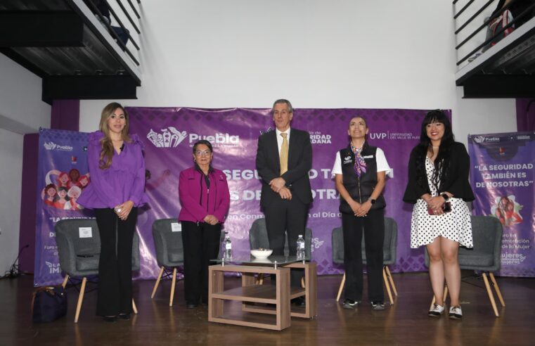 Dirige Gobierno de la Ciudad Foro “La seguridad también es de nosotras” a universitarias