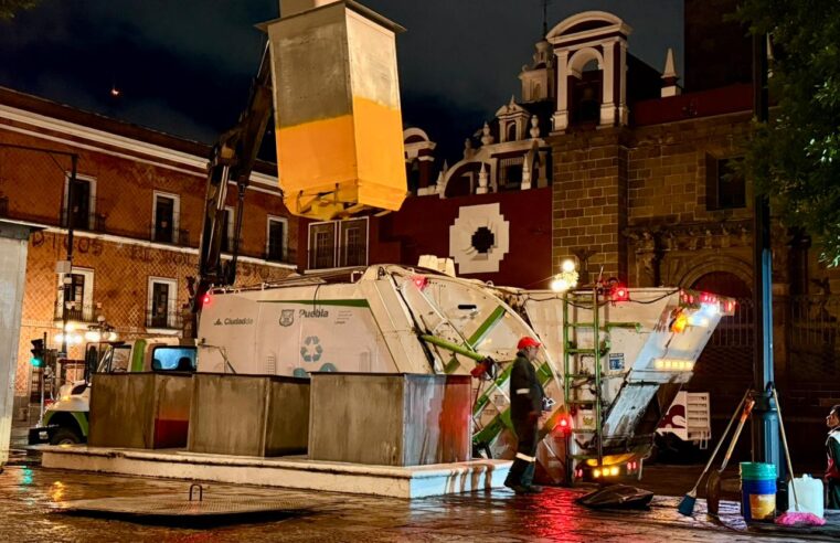 Realiza OOSL segunda intervención de limpieza en contenedores soterrados del Zócalo de Puebla