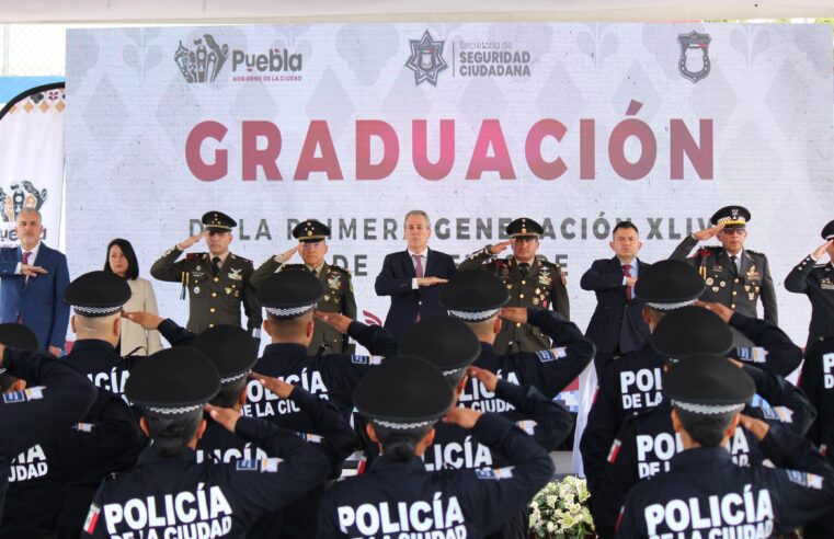 Encabeza Pepe Chedraui graduación cadetes de la Academia de Formación y Profesionalización Policial de la SSC