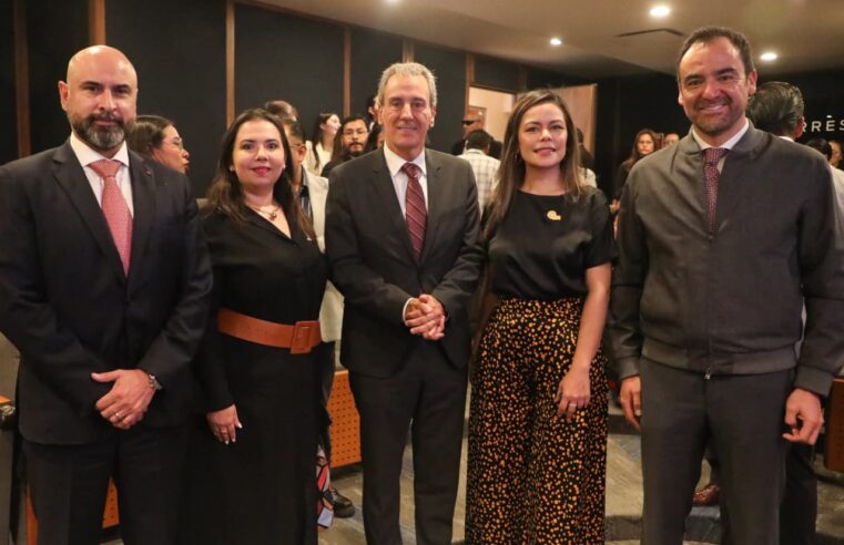 Firma Pepe Chedraui convenio con ANADE para impulsar la formalización y el desarrollo económico local