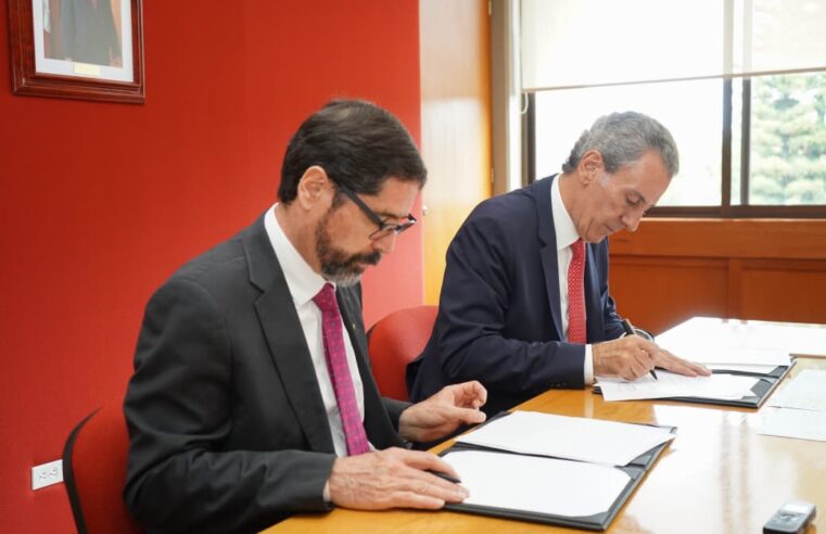 Firma Pepe Chedraui convenio con la IBERO para fortalecer conocimiento y habilidades de las mujeres en materia de finanzas
