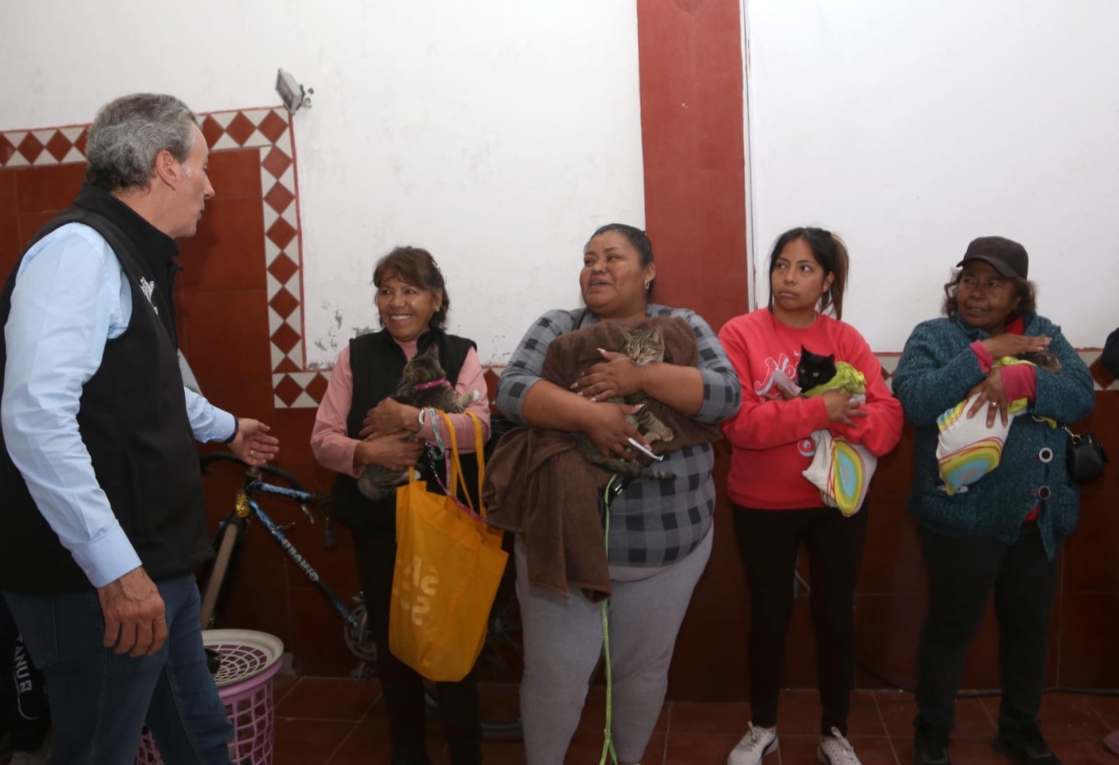 Realiza Gobierno de la Ciudad acciones en favor del bienestar animal en la capital