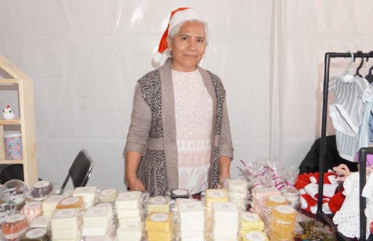 Realizan Bazar Navideño “Mujeres Imparables 2025” en la capital
