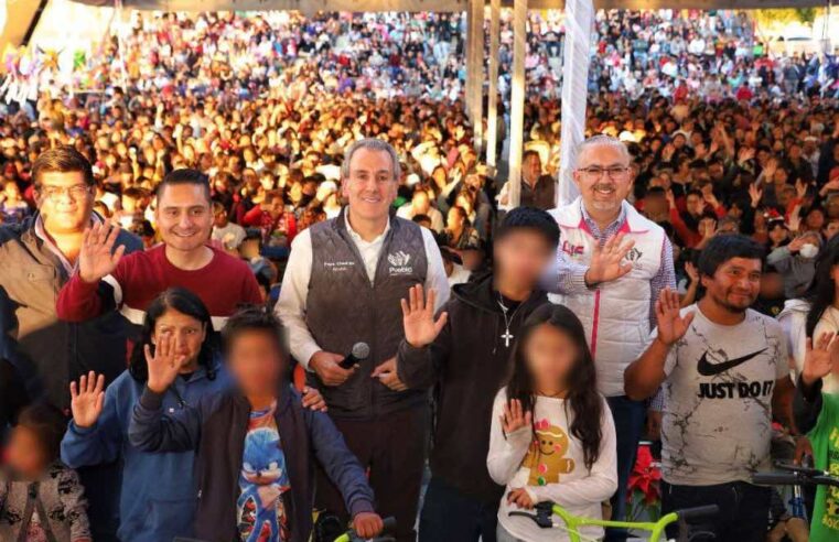 Festejan familias poblanas con “Vive la Navidad en Chapulco”