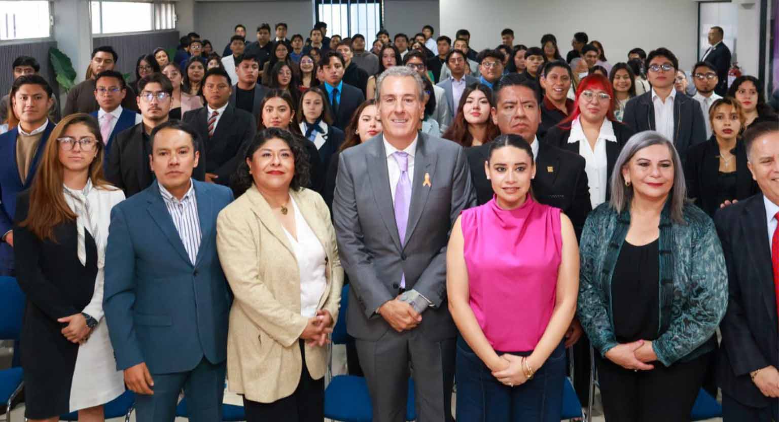 Pepe Chedraui impulsa el talento juvenil con el 2° Concurso de Oratoria “Imparables con Voz”