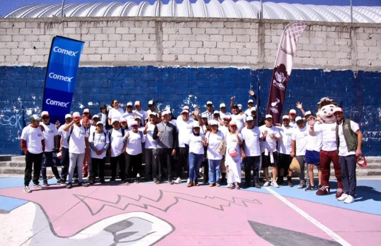 Realiza Gobierno de Pepe Chedraui Jornada de Pintura en Cancha La Rosa