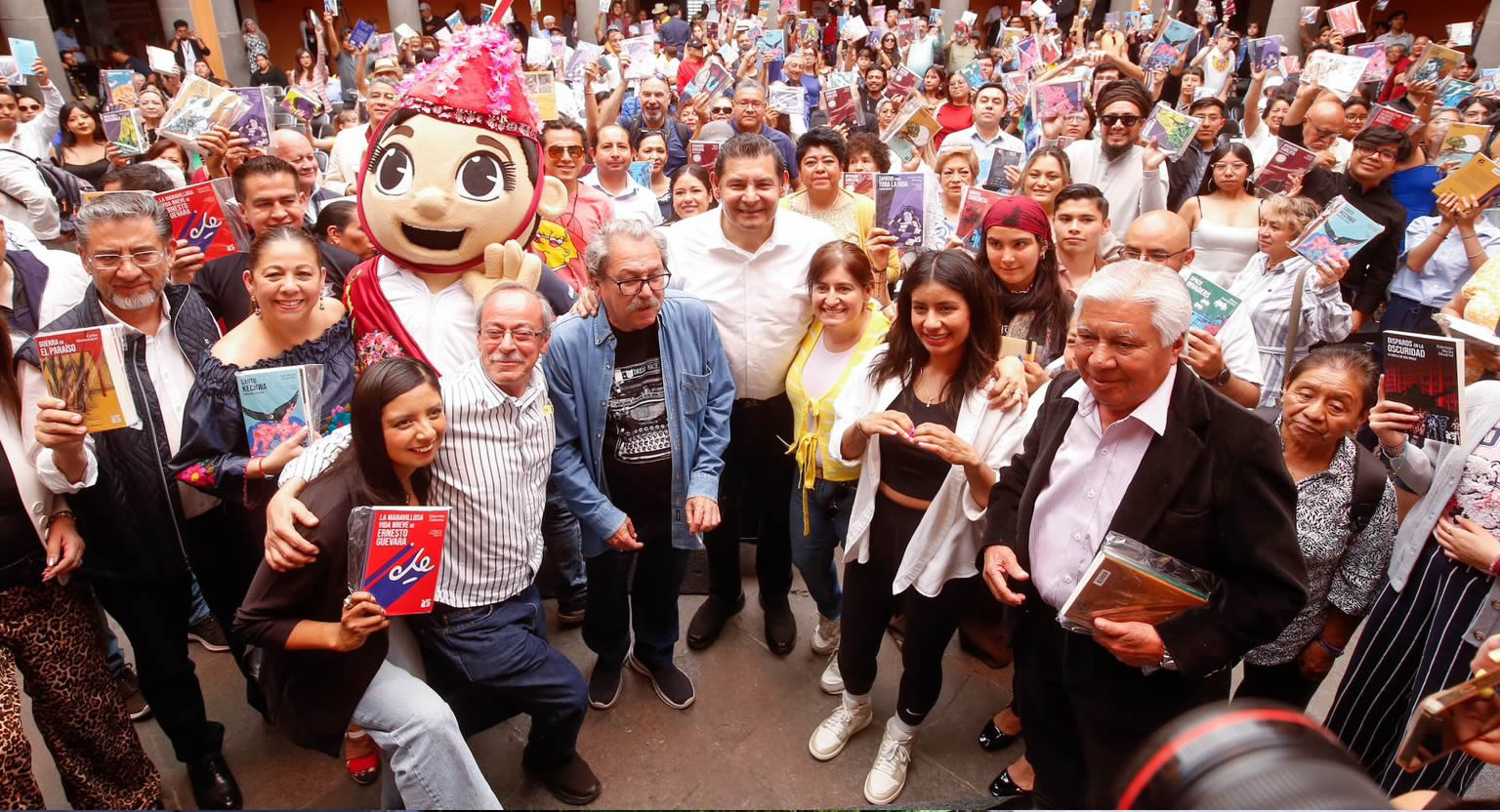 Con lectura, arte y cultura gobierno estatal impulsa la transformación de Puebla