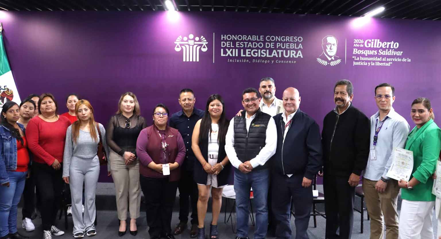 En el Congreso del Estado, ICATEP entrega constancias de capacitación para la prevención de la violencia contra las mujeres