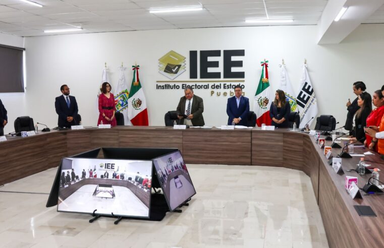 En sesión urgente nombran a la Maestra Christian como Consejera Presidenta Provisional del IEE.
