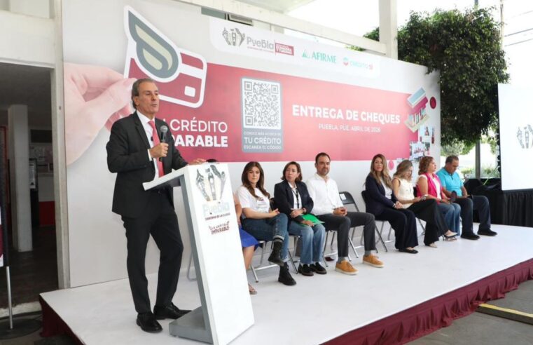 Entrega Pepe Chedraui créditos a emprendedoras y emprendedores de Tu Crédito Imparable