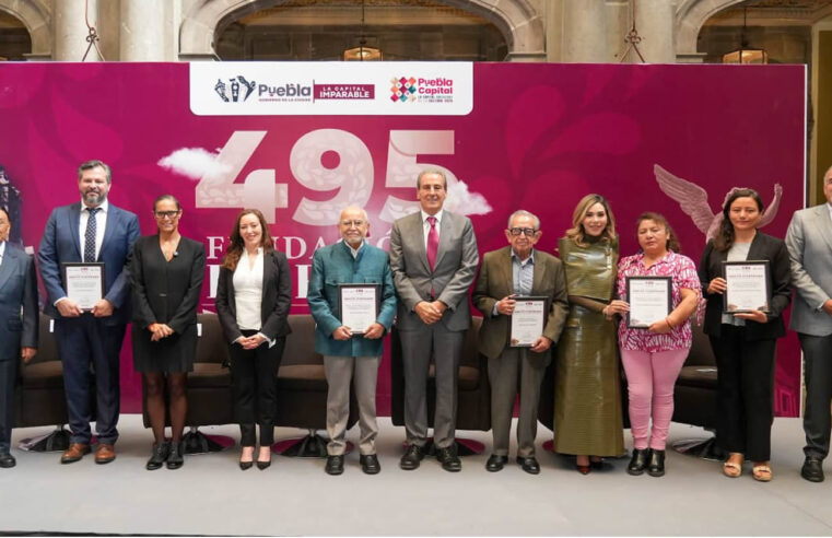 Entrega Pepe Chedraui premios al mérito ciudadano en artes, cultura y patrimonio cultural
