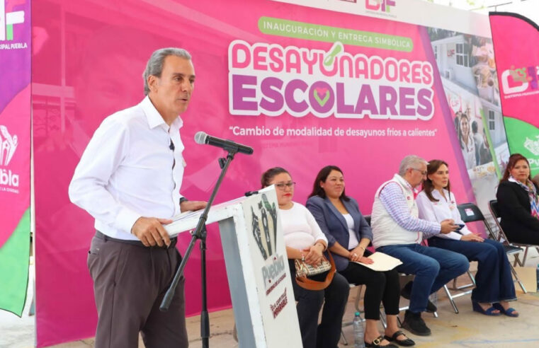 Pepe Chedraui y MariElise Budib inauguran 10 desayunadores escolares en Puebla capital