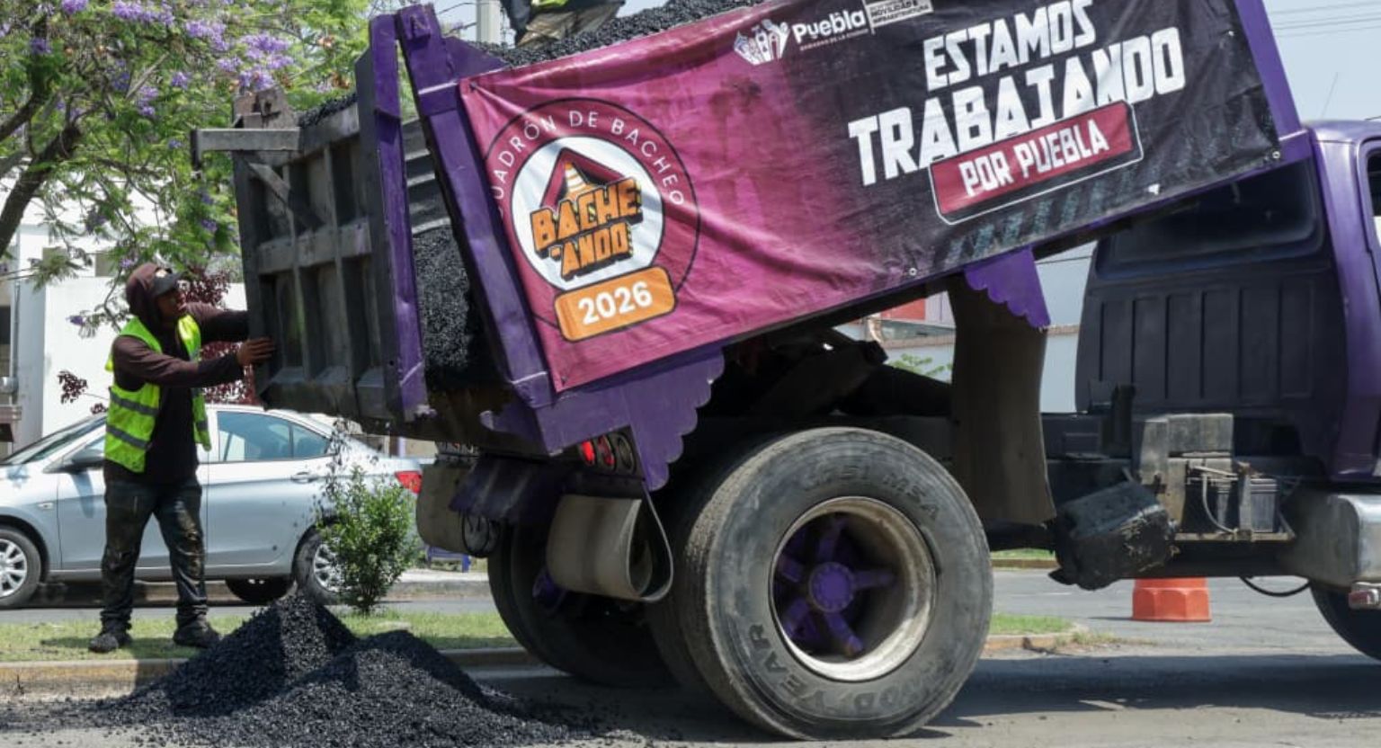 Refuerza Pepe Chedraui acciones de bacheo Puebla capital