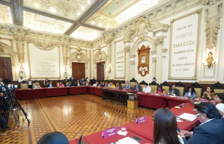 Aprueba Cabildo solicitudes de pensión y jubilación de personas trabajadoras del Ayuntamiento de Puebla