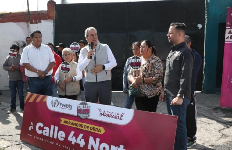 Encabeza Pepe Chedraui trabajos de rehabilitación vial en la colonia San Luis Gonzaga