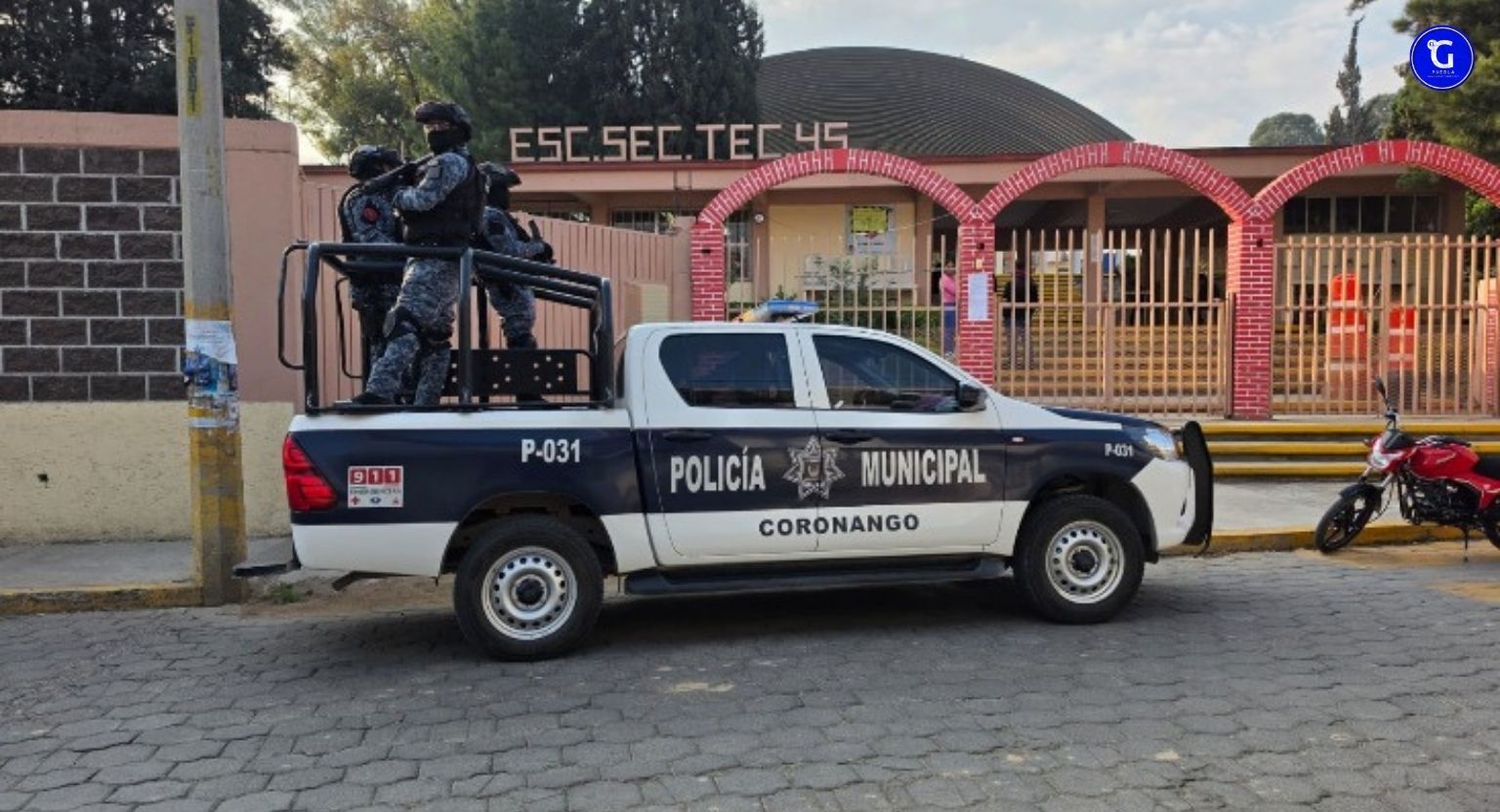 Evacuan secundaria no.45 en Coronango por amenazas a sus maestros