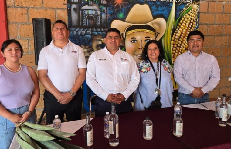 Gobierno estatal impulsa expoventas artesanales en espacios emblemáticos de los municipios
