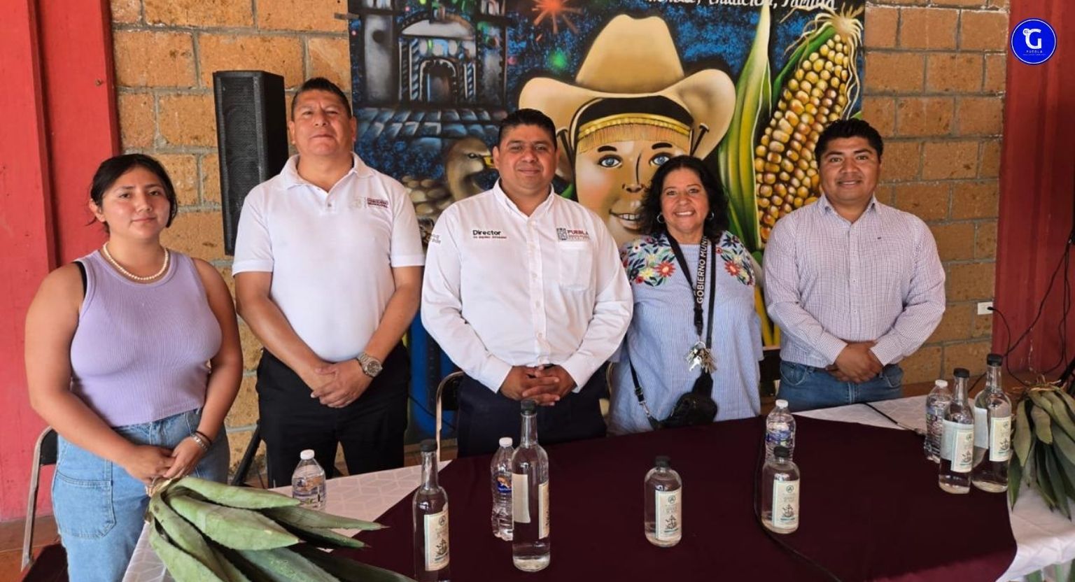Gobierno estatal impulsa expoventas artesanales en espacios emblemáticos de los municipios