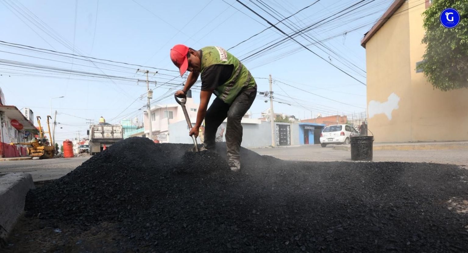Impulsa Pepe Chedraui mejores vialidades con el Tren Capitalino de Pavimentación