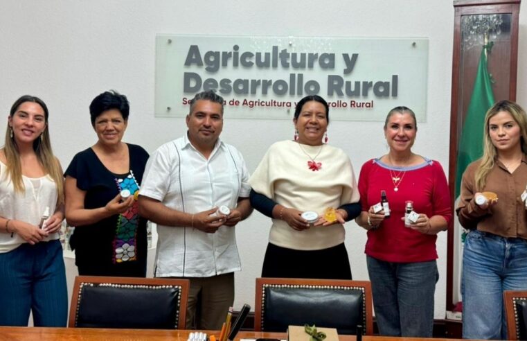 Miel poblana fortalece proyectos productivos encabezados por mujeres rurales