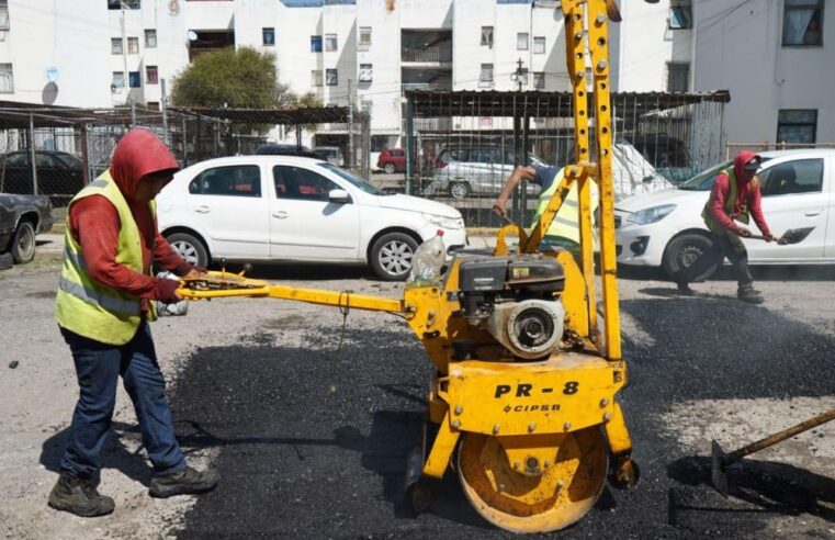 Supervisa Pepe Chedraui avance de trabajos de bacheo en la capital poblana