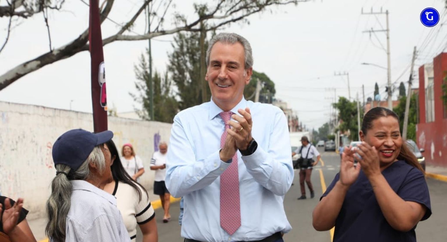 Con el Tren Capitalino de Pavimentación, Pepe Chedraui entrega rehabilitación vial en la colonia Vicente Guerrero
