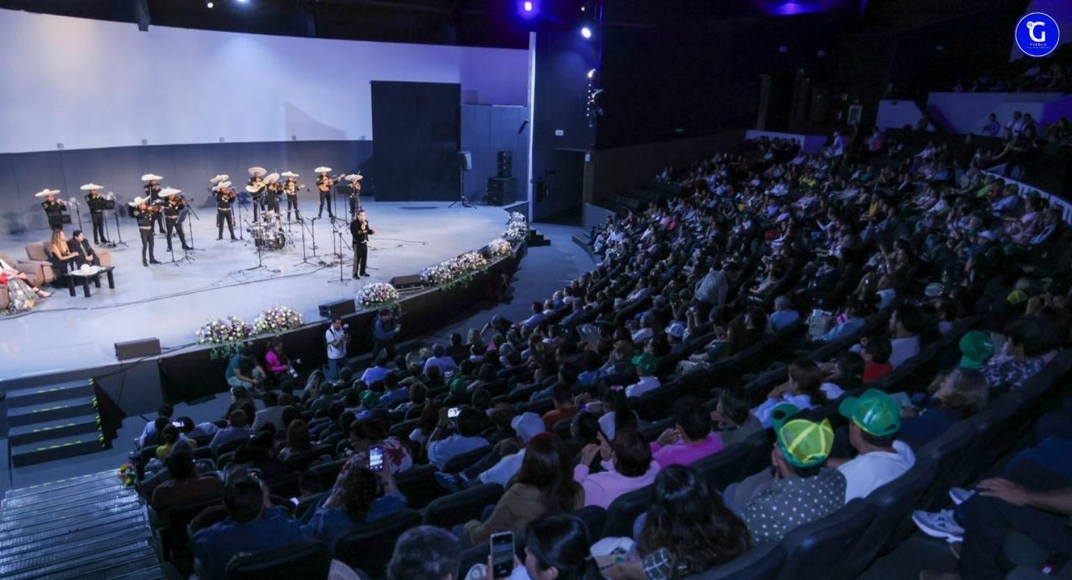 Gobierno estatal celebra a papás con recital musical para unir a las familias poblanas
