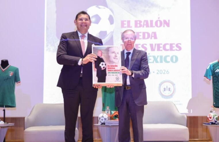 José Ramón Fernández “El balón rueda tres veces en México”