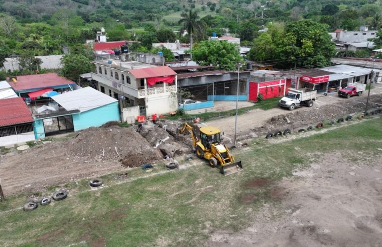 Mantiene gobierno estatal mejoramiento de vialidades en Puebla, Xicotepec y Tlacotepec de Benito Juárez