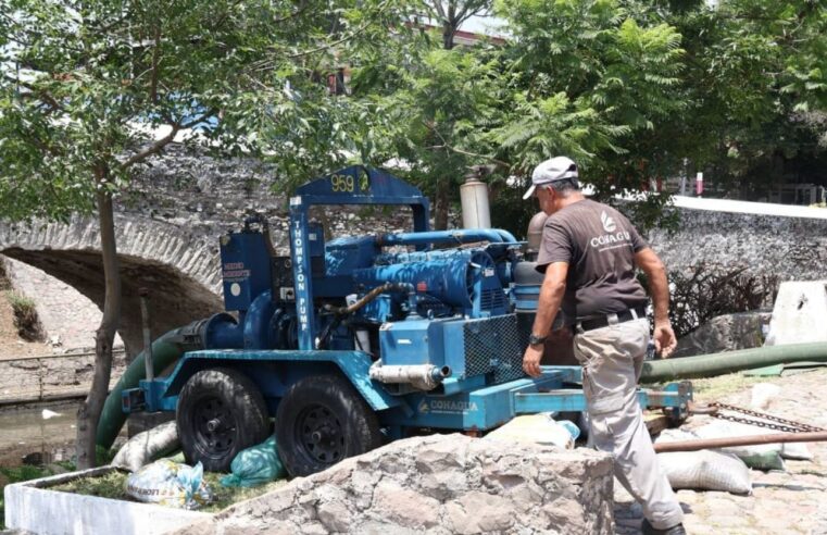 Supervisa Pepe Chedraui labores de drenado en el Puente de Ovando para restablecer la circulación segura
