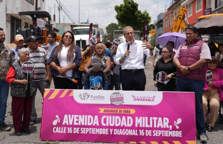 Entrega Pepe Chedraui rehabilitación vial en la Junta Auxiliar Ignacio Zaragoza, con el Tren Capitalino de Pavimentación