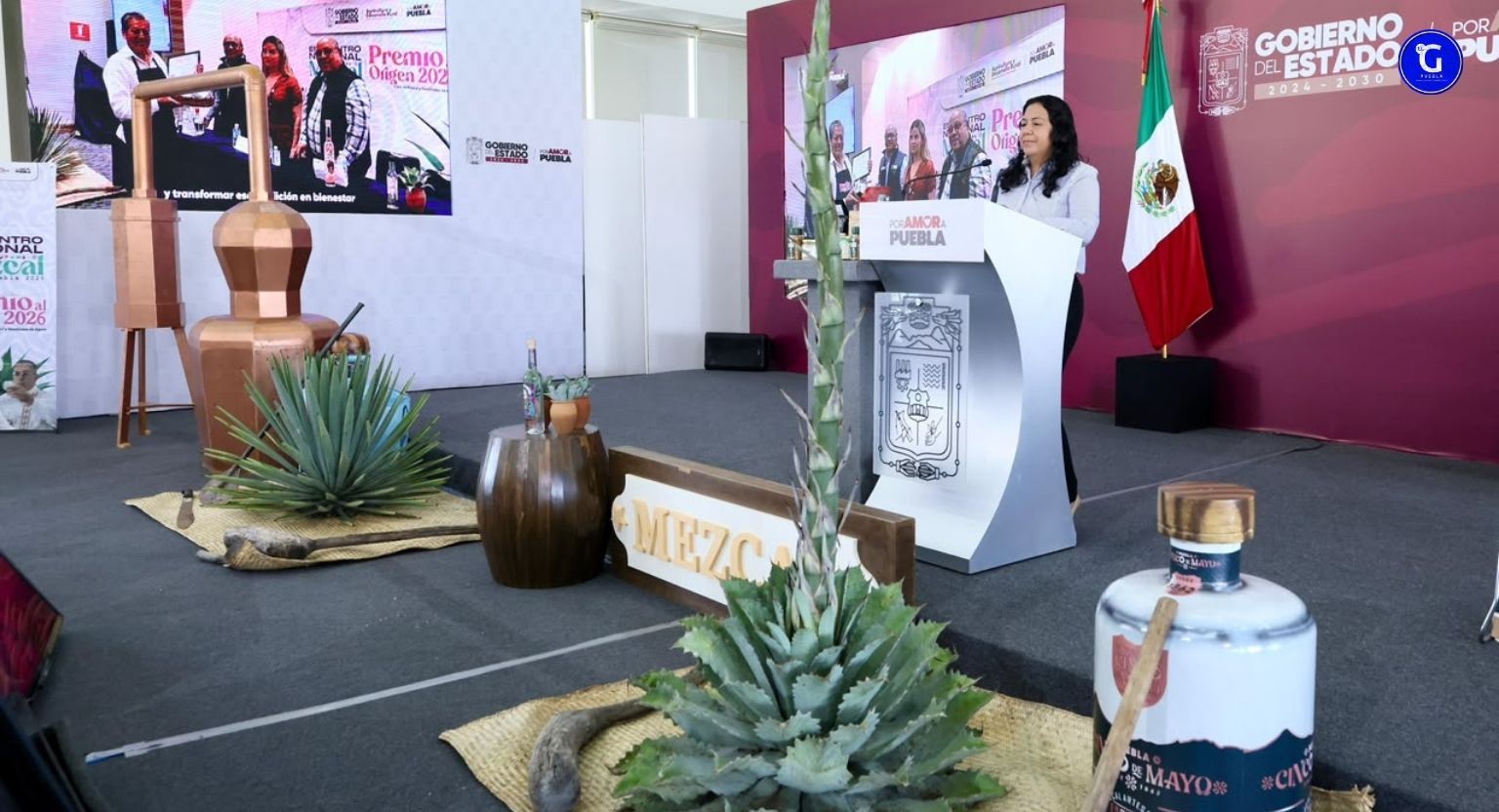Gobierno reconoce la excelencia del mezcal poblano con “Premio al origen 2026”
