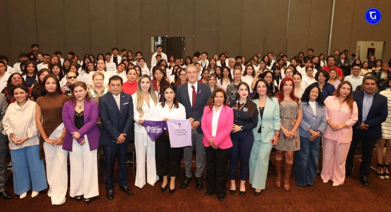 Pepe Chedraui impulsa acciones para garantizar los derechos digitales de las mujeres