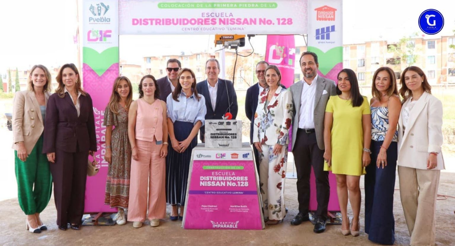 Colocan MariElise Budib y Pepe Chedraui primera piedra de LUMINA