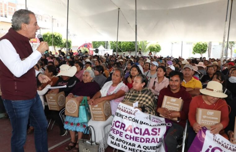 Entrega Pepe Chedraui más de 5 mil despensas del programa “Alimentación Imparable” en San Miguel Canoa