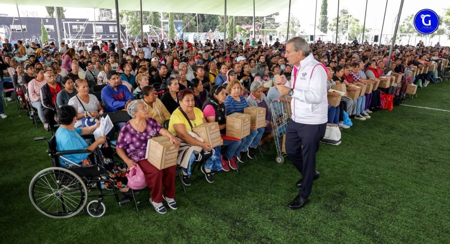 Entrega Pepe Chedraui más de 7 mil despensas en Romero Vargas
