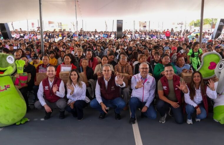 Pepe Chedraui entrega más de 10 mil despensas en la Laguna de Chapulco