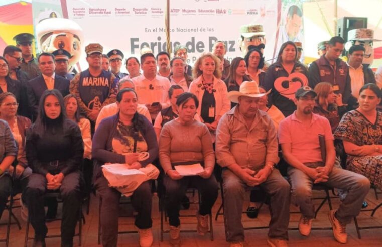 Salud y prevención llegan a Ahuazotepec con apoyo de Marina y Defensa