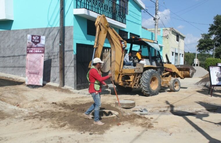 Supervisa Gobierno construcción de red de alcantarillado sanitario en la Junta Auxiliar Ignacio Romero Vargas