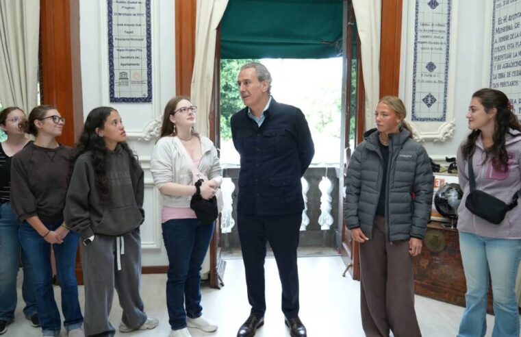 Recibe Pepe Chedraui a estudiantes de Medicina Veterinaria de Oregon State University