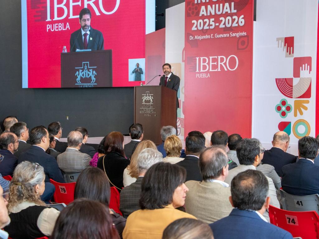 Rinde Alejandro Guevara Sanginés su Primer informe como rector de la IBERO Puebla