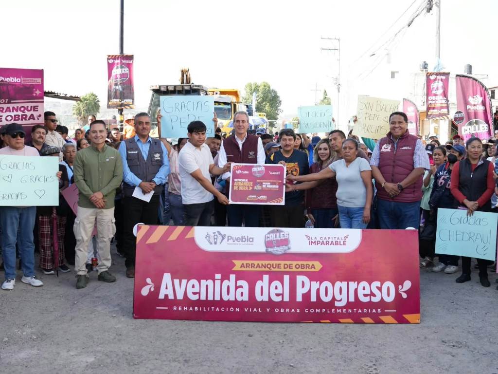 Impulsa Pepe Chedraui trabajos de rehabilitación vial en San Francisco Totimehuacan