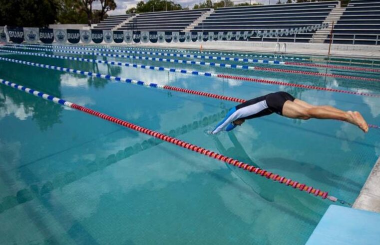 BUAP anuncia cursos intensivos de natación para infantes, jóvenes y adultos