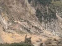 Enorme desprendimiento de tierra causa alarma en Nepal