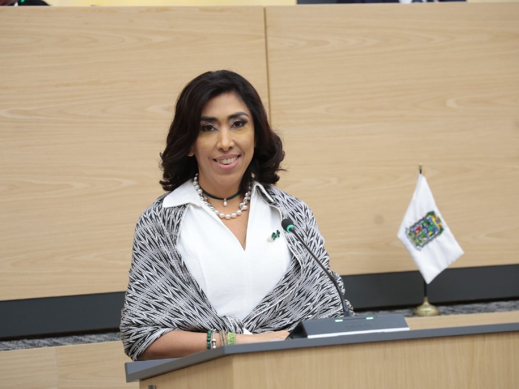 Diputada Norma Pimentel promueve una iniciativa para incorporar el acecho como una forma de violencia contra las mujeres