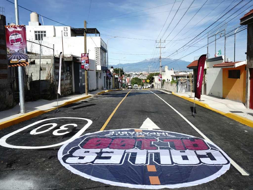 Entrega Pepe Chedraui obras de pavimentación en San Jerónimo Caleras