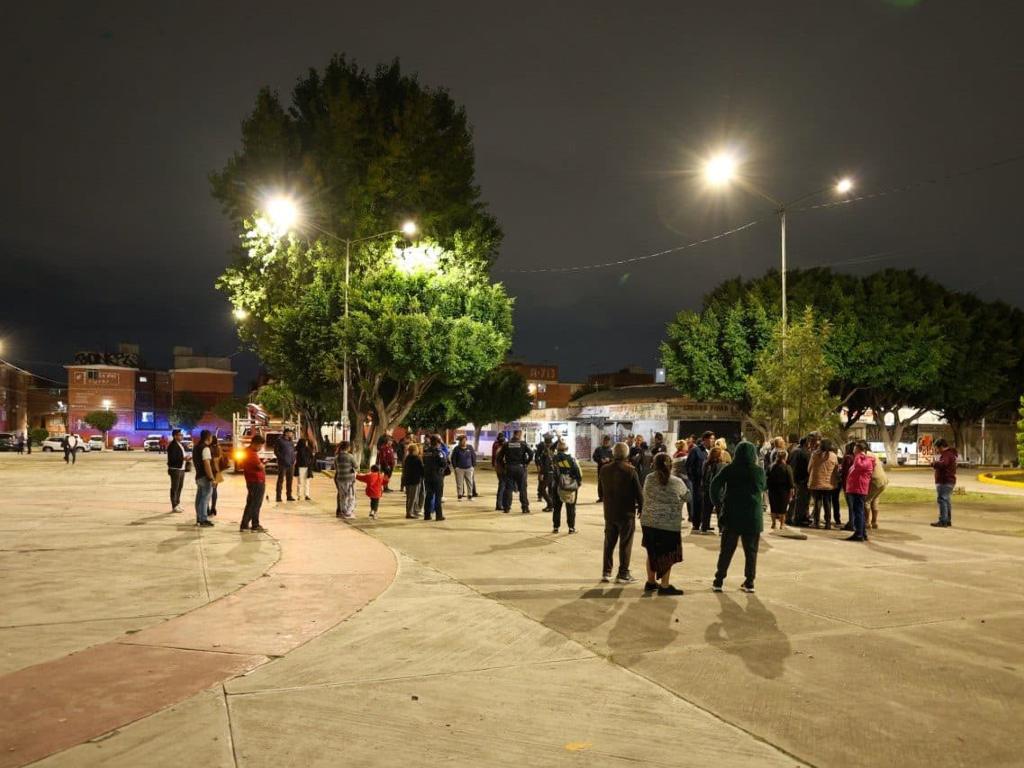 Moderniza Gobierno de la Ciudad289 luminarias en la U.H. San Bartolo