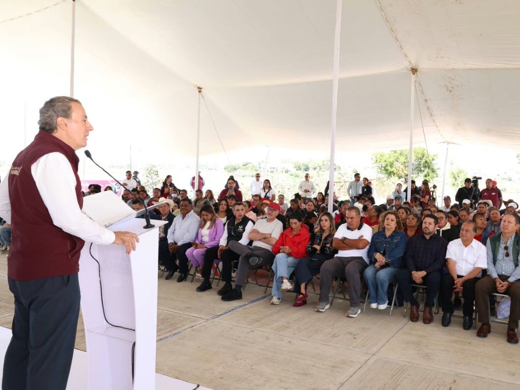Pepe Chedraui destaca obras y apoyos sociales en San Baltazar Tetela